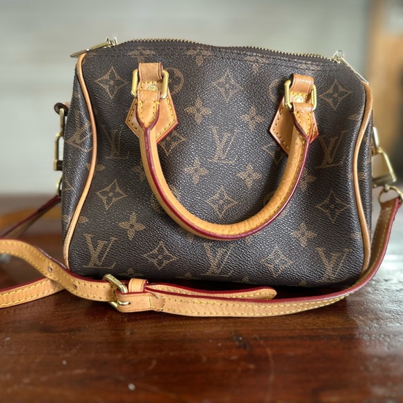 Louis Vuitton Brown speedy 20 bandolier Monogram Handbag - Picture 3 of 8